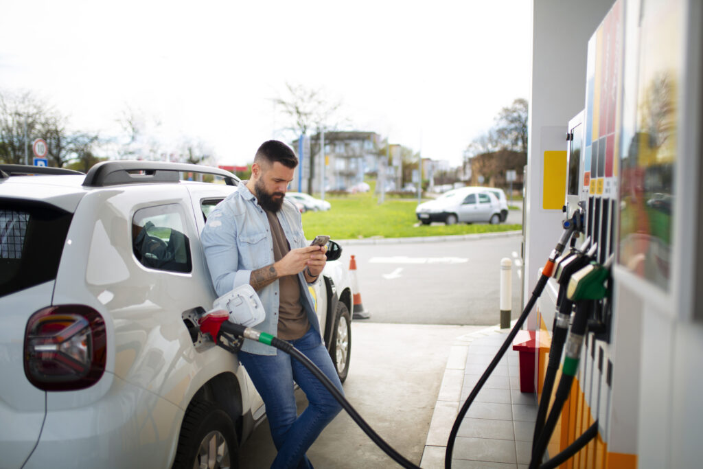 How Much Does a Gallon of Diesel Weigh? 7 lbs Rule Explained